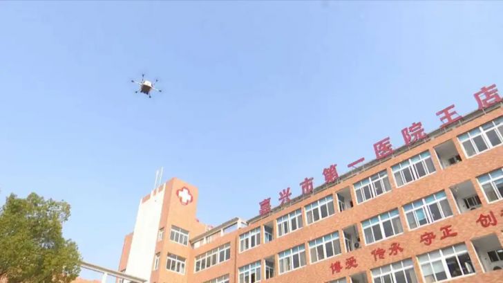 新聞  看病還可以這樣“打飛的”，無人機拓展城鄉醫療一體化.jpg